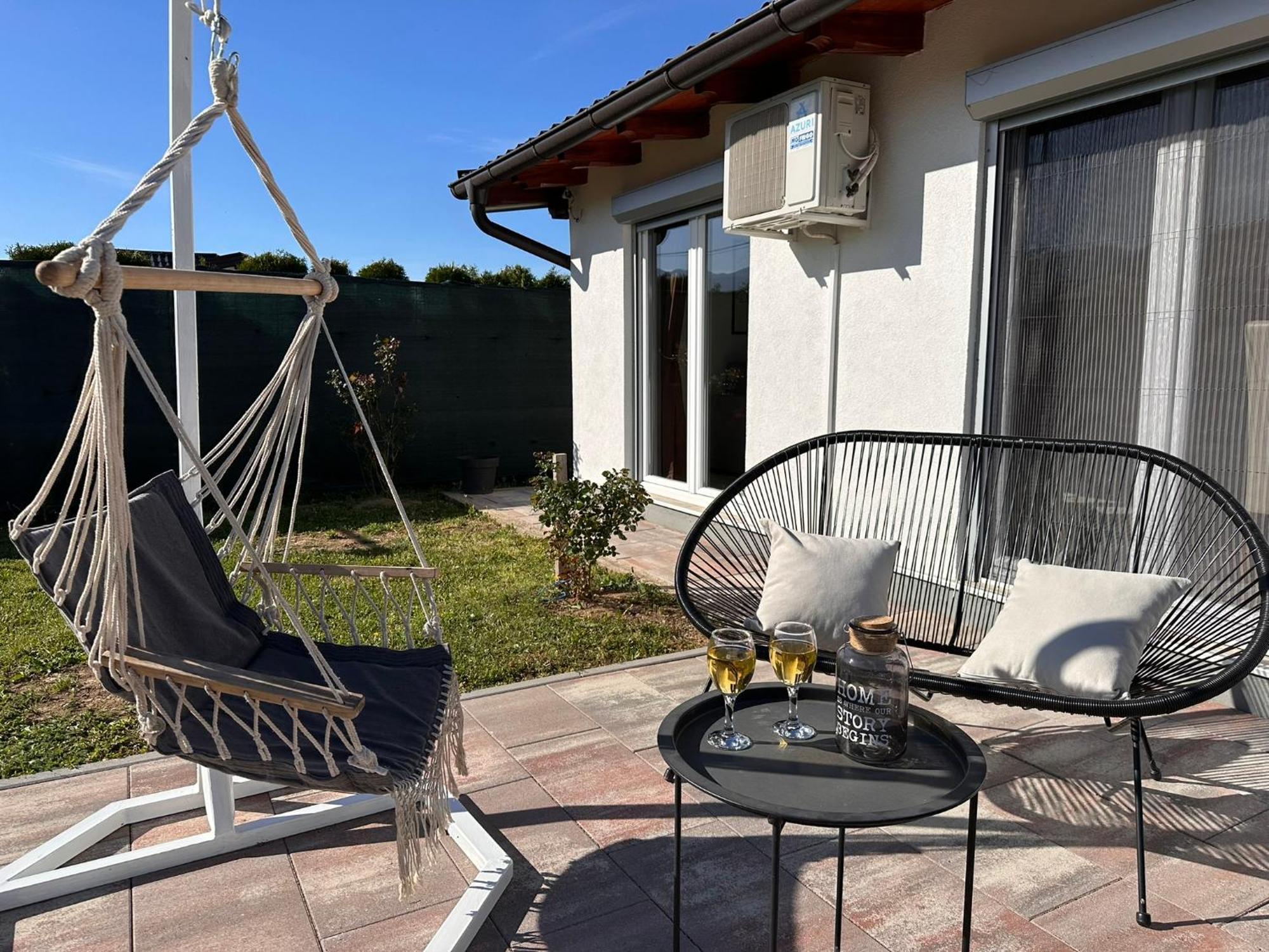 Holiday Home Emma Bihac Exterior photo